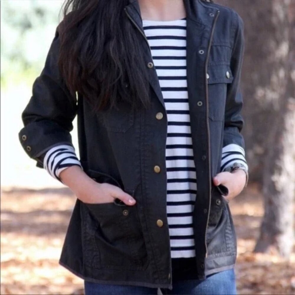 J. Crew Relaxed Boyfriend Field Jacket in Black Waxed Cotton Small